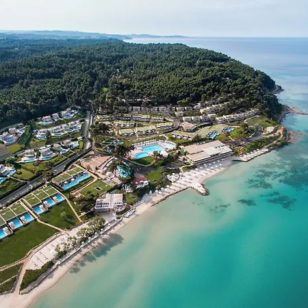 Здравен курорт Sani Club 5*